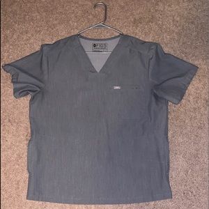 Scrubs Large three pocket figs top